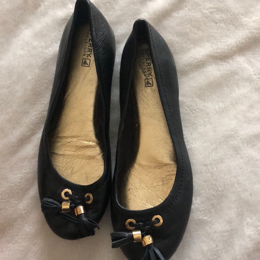 Black sperry flats!